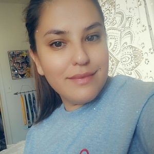 Meet your Posher, Brenda